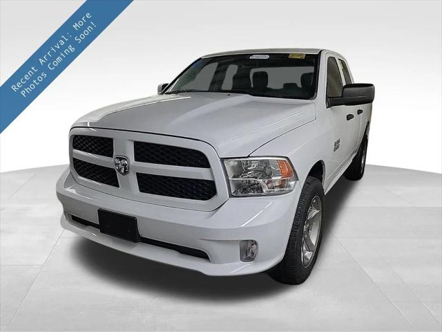 2017 RAM 1500 Express Quad Cab 4x4 64 Box