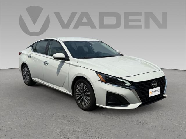 2023 Nissan Altima SV FWD