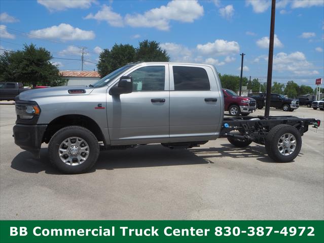 2024 RAM Ram 3500 Chassis Cab RAM 3500 TRADESMAN CREW CAB CHASSIS 4X4 60 CA