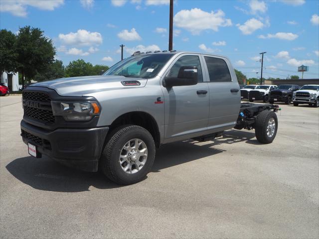 2024 RAM Ram 3500 Chassis Cab RAM 3500 TRADESMAN CREW CAB CHASSIS 4X4 60 CA