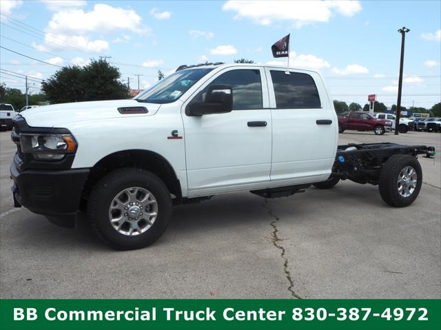 2024 RAM Ram 3500 Chassis Cab RAM 3500 TRADESMAN CREW CAB CHASSIS 4X4 60 CA
