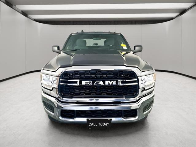 2022 RAM 2500 Tradesman Crew Cab 4x4 8 Box