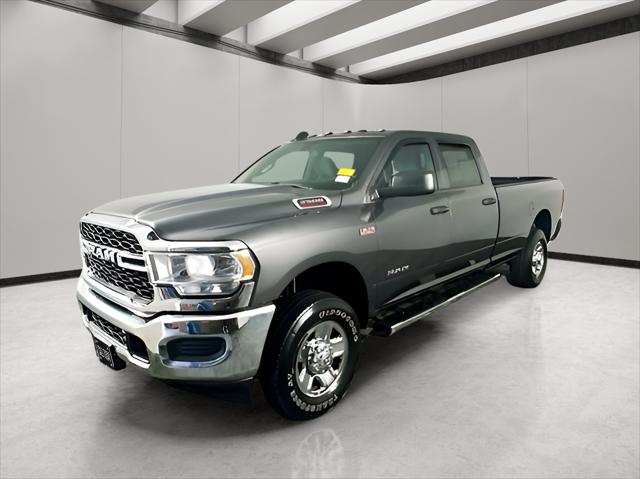 2022 RAM 2500 Tradesman Crew Cab 4x4 8 Box