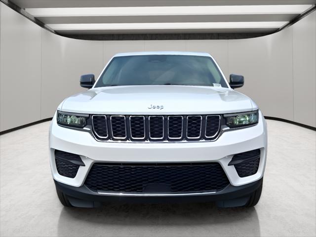 2024 Jeep Grand Cherokee Laredo X 4x4