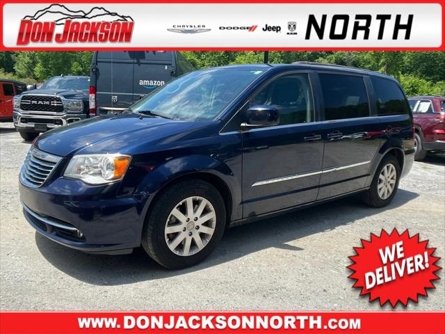 2016 Chrysler Town and Country Touring
