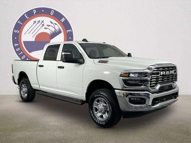 2025 RAM Ram 2500 RAM 2500 TRADESMAN CREW CAB 4X4 64 BOX