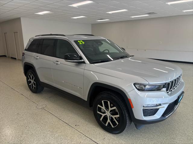 2025 Jeep Grand Cherokee GRAND CHEROKEE LIMITED 4X4