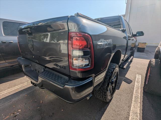 2022 RAM 2500 Big Horn Crew Cab 4x4 64 Box