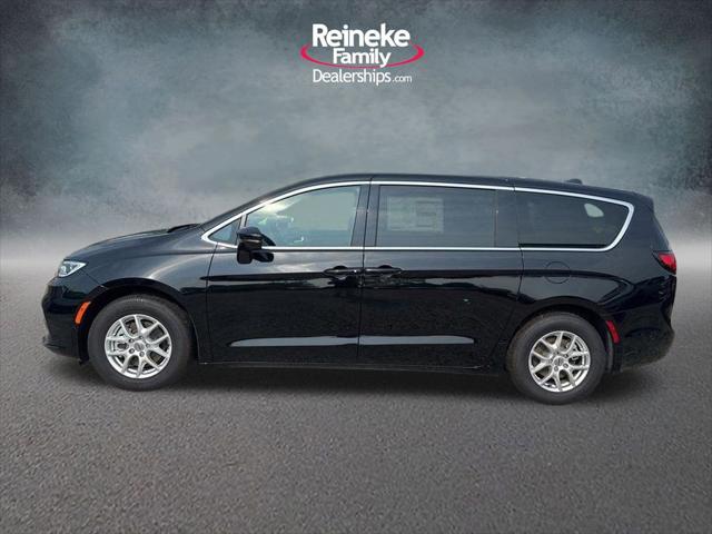 2025 Chrysler Pacifica PACIFICA SELECT