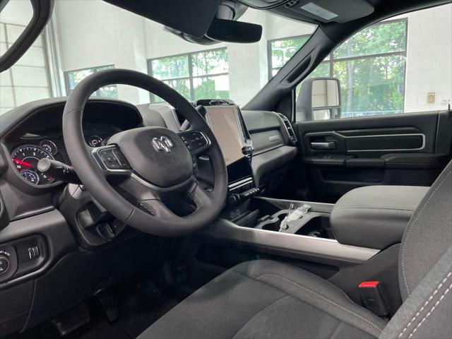 2025 RAM 2500 Big Horn Crew Cab 4x4 64 Box