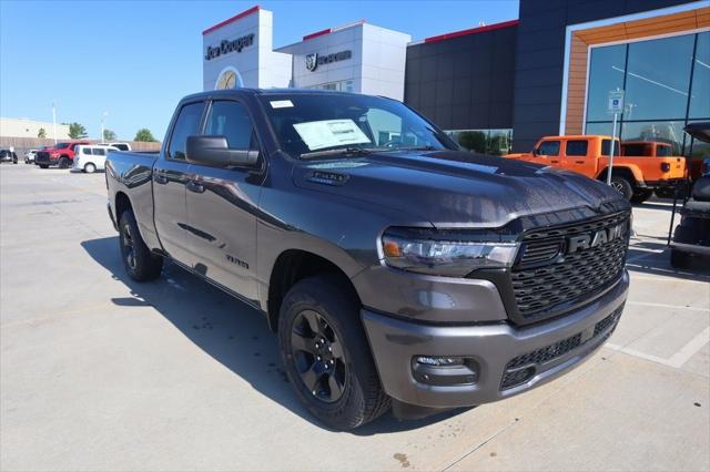 2025 RAM Ram 1500 RAM 1500 TRADESMAN QUAD CAB 4X4 64 BOX