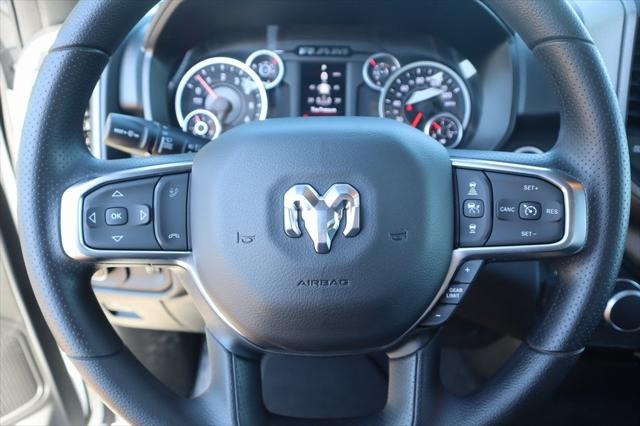 2025 RAM Ram 1500 RAM 1500 TRADESMAN QUAD CAB 4X4 64 BOX