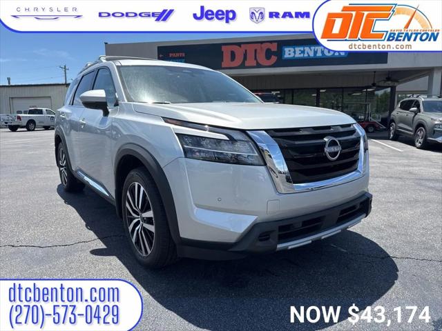 2024 Nissan Pathfinder Platinum FWD