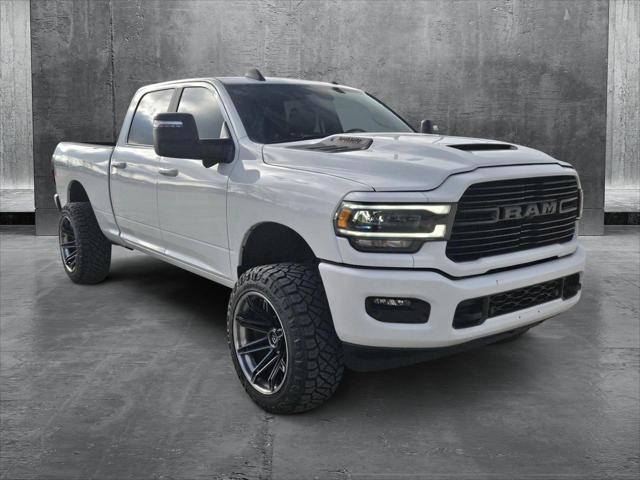 2024 RAM 3500 Laramie Crew Cab 4x4 64 Box