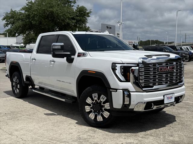 2024 GMC Sierra 2500HD 4WD Crew Cab Standard Bed Denali