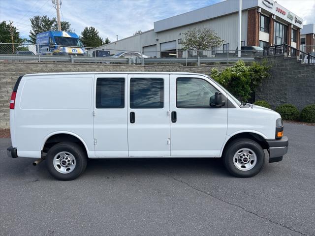 2022 GMC Savana Cargo RWD 2500 Regular Wheelbase Work Van