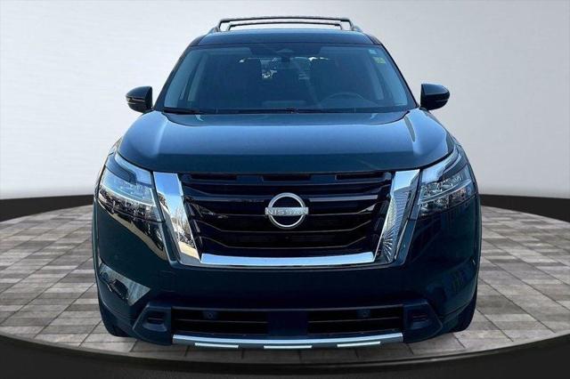 2024 Nissan Pathfinder SL 4WD