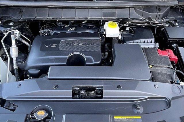 2024 Nissan Pathfinder SL 4WD