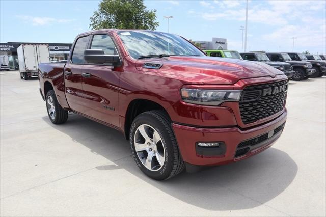 2025 RAM Ram 1500 RAM 1500 TRADESMAN QUAD CAB 4X4 64 BOX