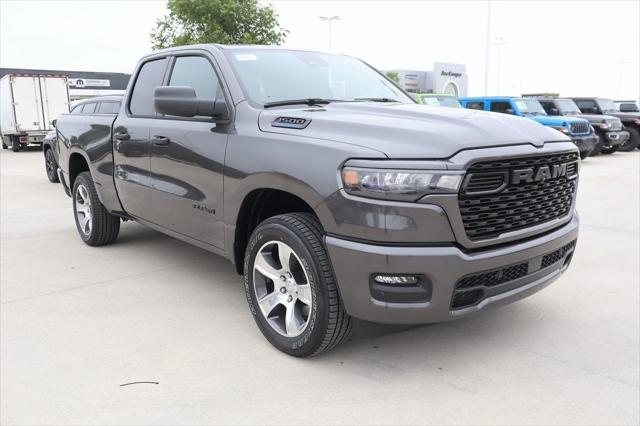 2025 RAM Ram 1500 RAM 1500 TRADESMAN QUAD CAB 4X4 64 BOX