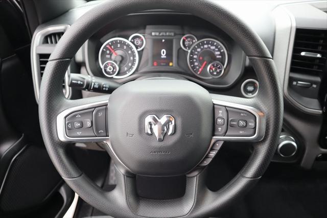 2025 RAM Ram 1500 RAM 1500 TRADESMAN QUAD CAB 4X4 64 BOX