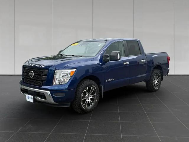 2021 Nissan Titan Crew Cab SV 4x4 for sale in Putnam, CT