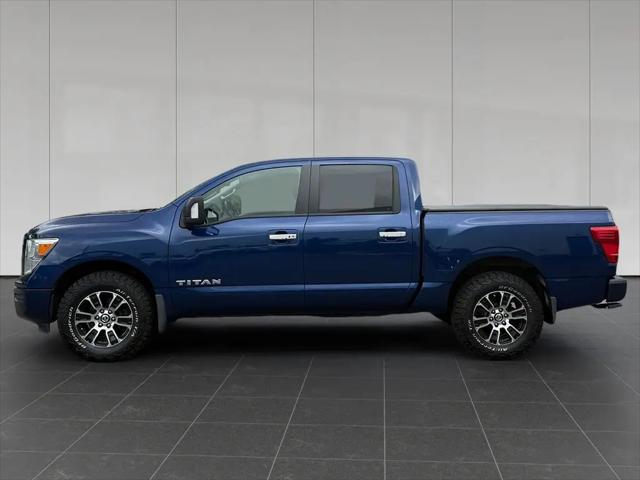 2021 Nissan Titan Crew Cab SV 4x4