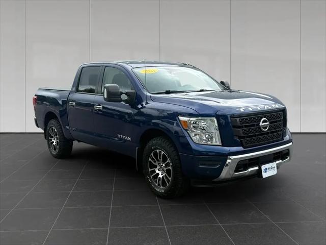2021 Nissan Titan Crew Cab SV 4x4