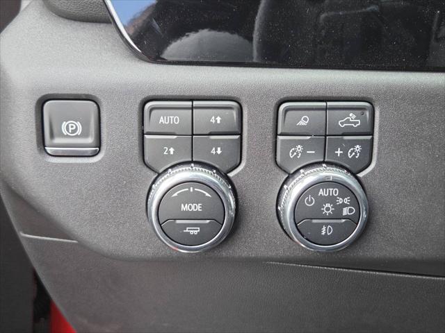 2025 GMC Sierra 1500 4WD Crew Cab Short Box Elevation with 3SB
