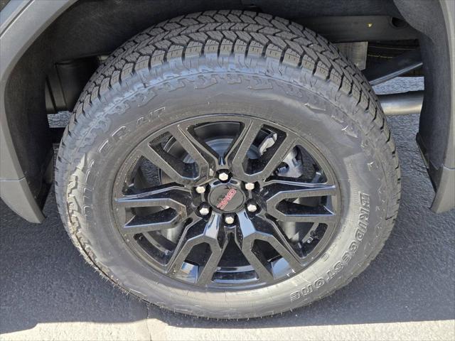 2025 GMC Sierra 1500 4WD Crew Cab Short Box Elevation with 3SB