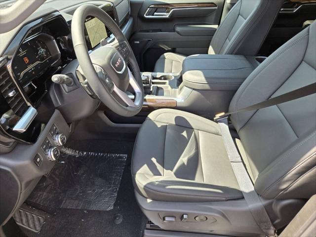 2025 GMC Sierra 1500 4WD Crew Cab Short Box Elevation with 3SB