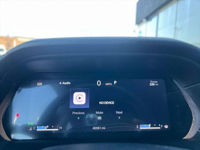 2023 Jeep Grand Cherokee L Laredo 4x4