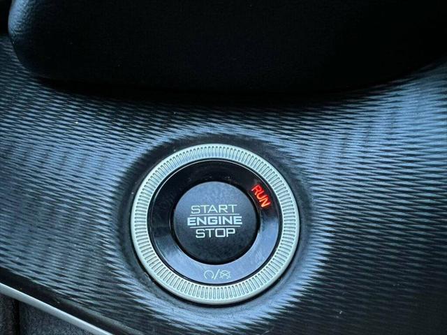 2023 Jeep Grand Cherokee L Laredo 4x4