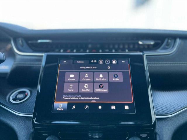 2023 Jeep Grand Cherokee L Laredo 4x4