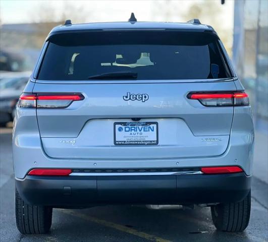 2023 Jeep Grand Cherokee L Laredo 4x4