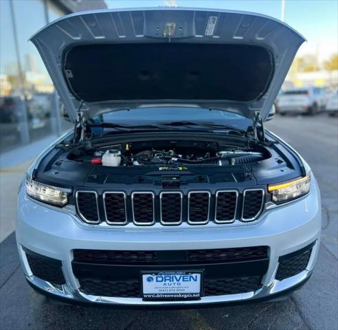 2023 Jeep Grand Cherokee L Laredo 4x4