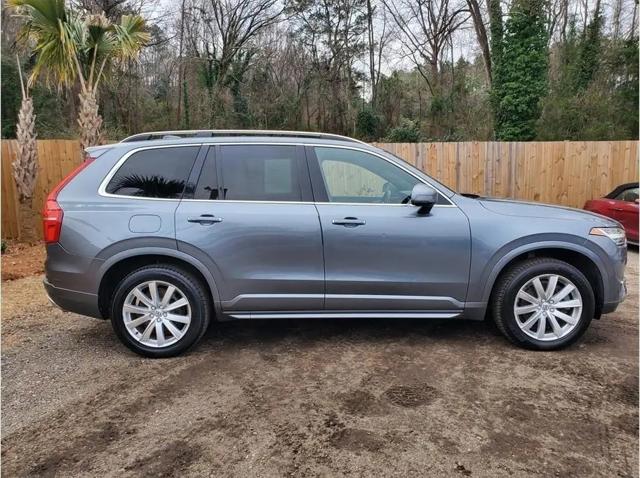 2018 Volvo XC90 T6 Momentum