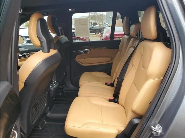 2018 Volvo XC90 T6 Momentum