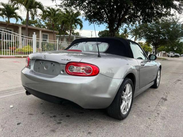 2011 Mazda MX-5 Sport