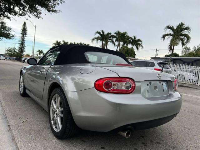 2011 Mazda MX-5 Sport