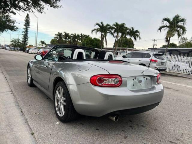 2011 Mazda MX-5 Sport