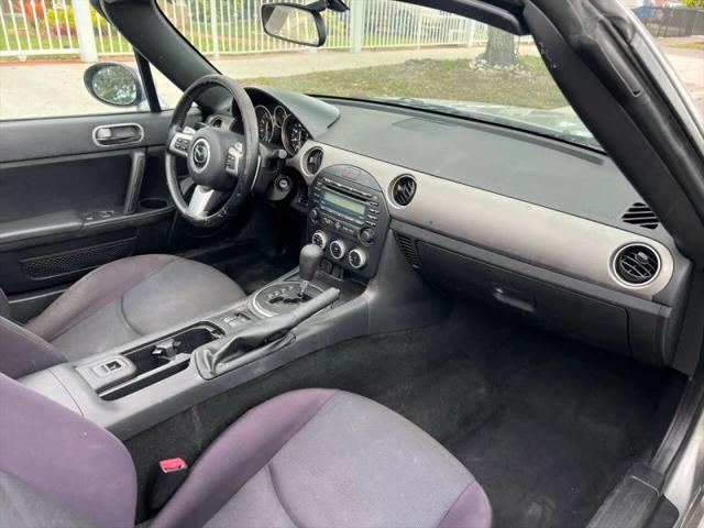 2011 Mazda MX-5 Sport