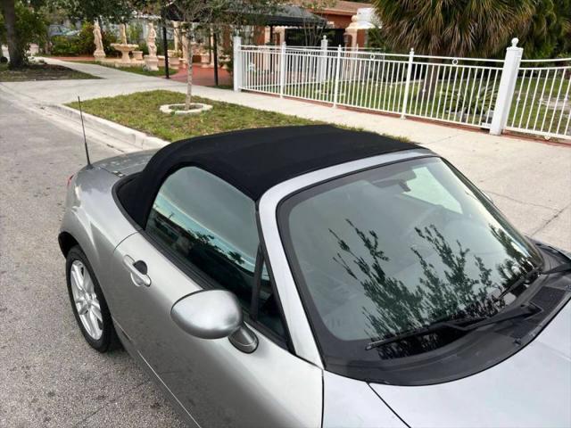 2011 Mazda MX-5 Sport