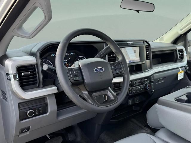 2025 Ford 600 XL