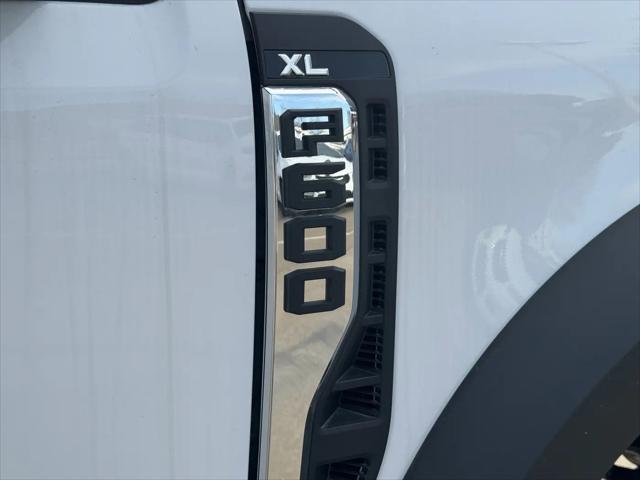 2025 Ford 600 XL