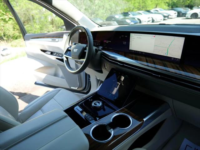 2025 Cadillac Escalade Sport Platinum