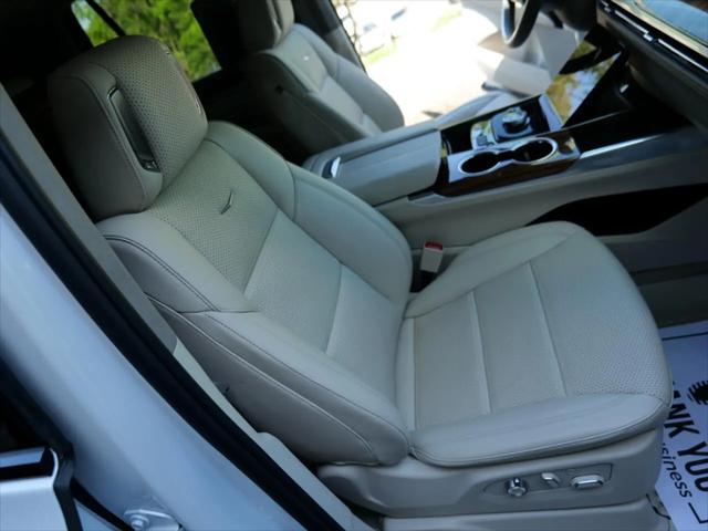 2025 Cadillac Escalade Sport Platinum