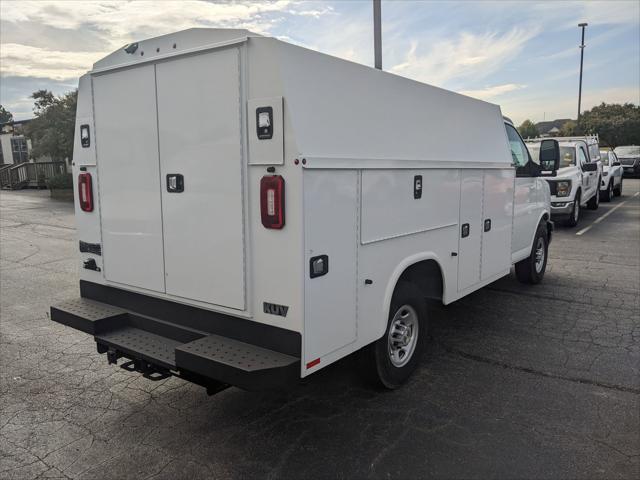 2025 Chevrolet Express Cutaway Work Van