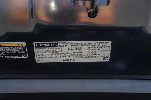 2025 Lexus ES 300h Unknown