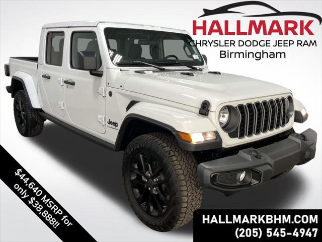 2025 Jeep Gladiator GLADIATOR NIGHTHAWK 4X4 2025 Jeep Gladiator GLADIATOR NIGHTHAWK 4X4
